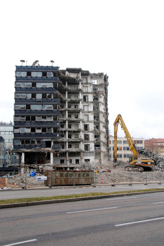 Apartment Demolition in Houston, TX